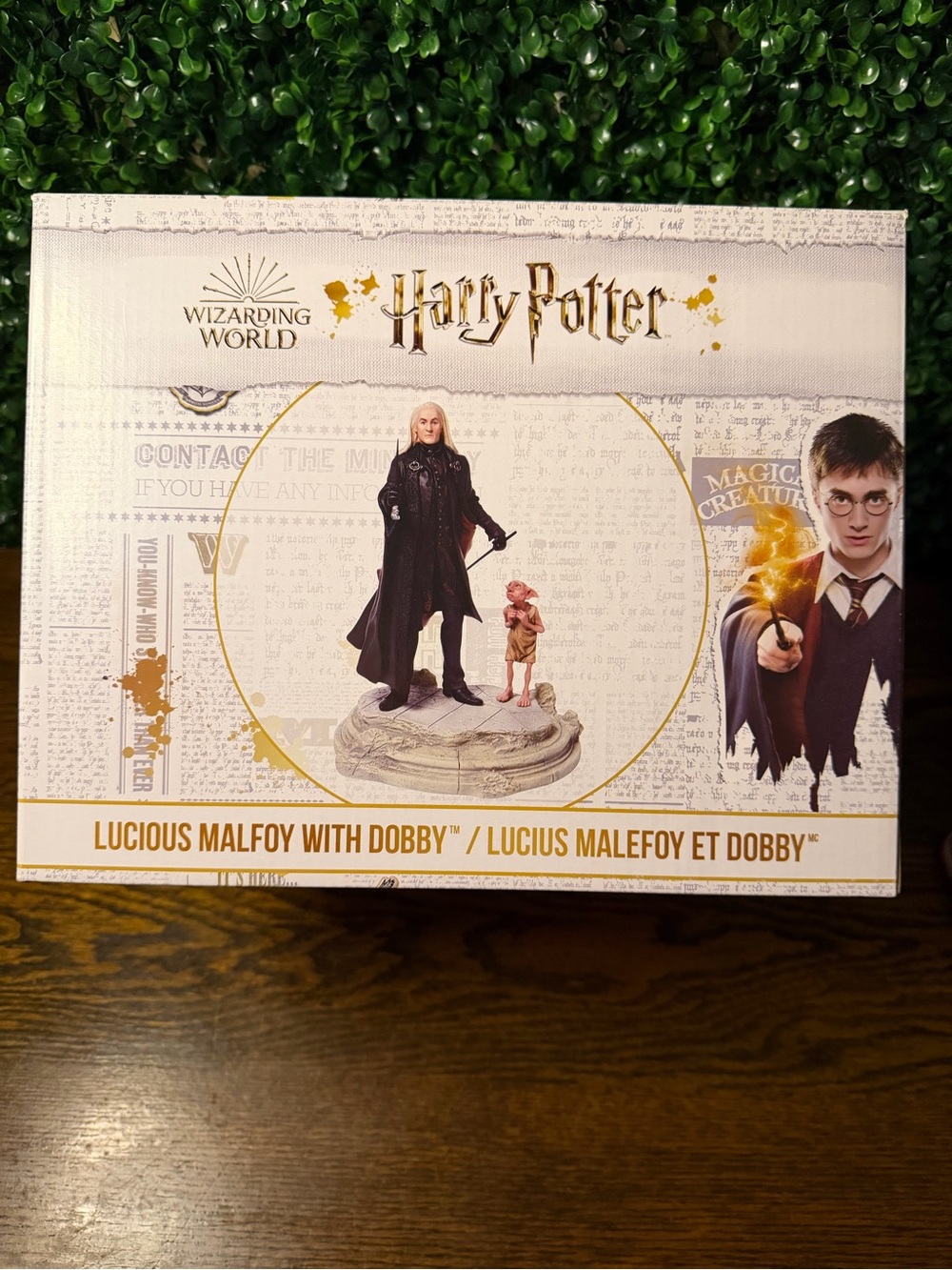 Warner Bros. Harry Potter Lucius Malfoy & Dobby Boxed Set - White, Gold